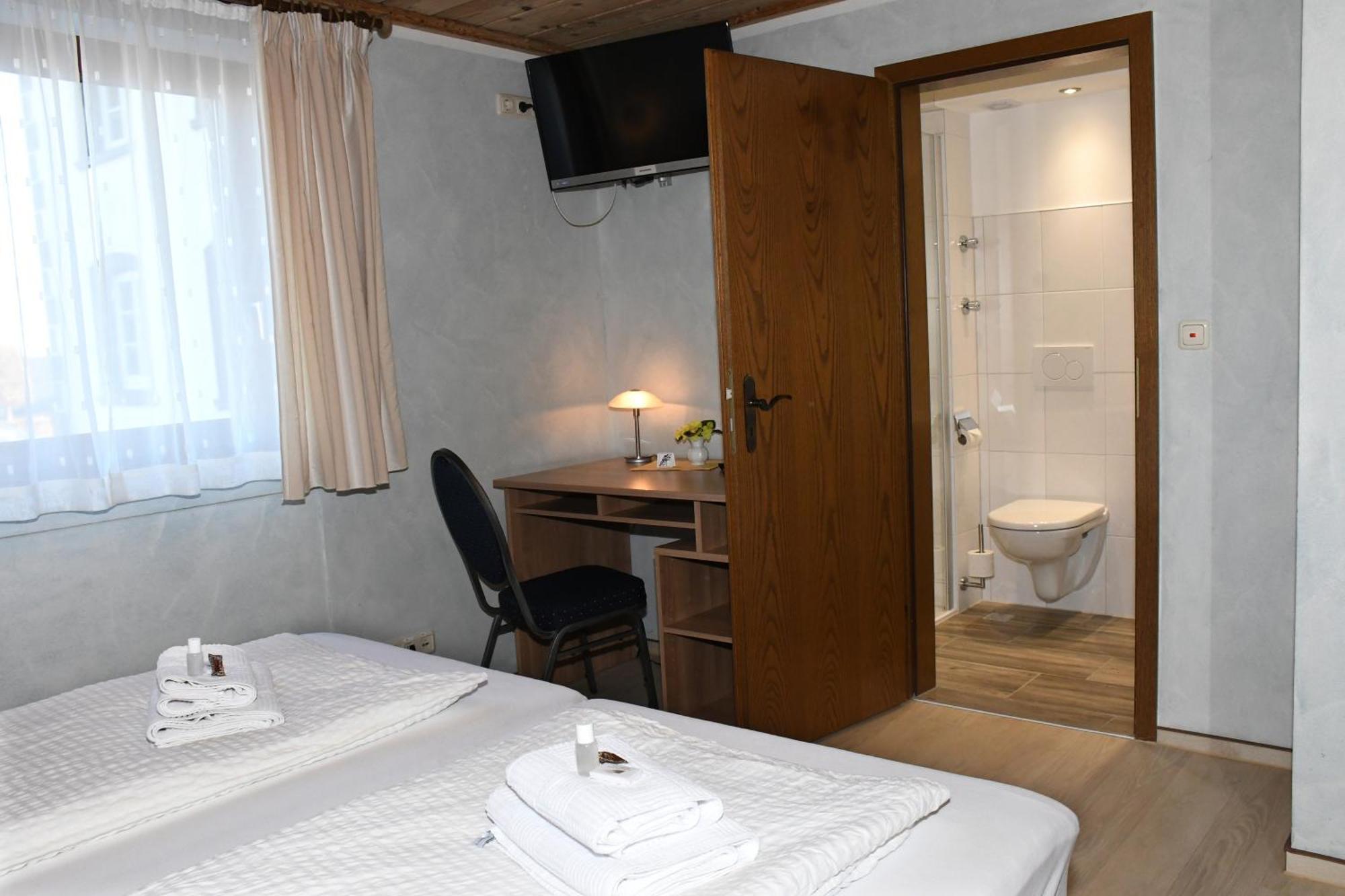 Gaestehaus Zum Stehling Моншау Экстерьер фото